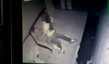 في الصباح ذوي البشرة الداكنة العاهرة تريد أن طعم سكس محارم نسوانجي الشوكولاته الموز