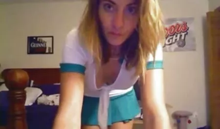 شقراء مثير مع كبير البظر يحصل مارس نسوانجي قصص الجنس من قبل رجل قلق