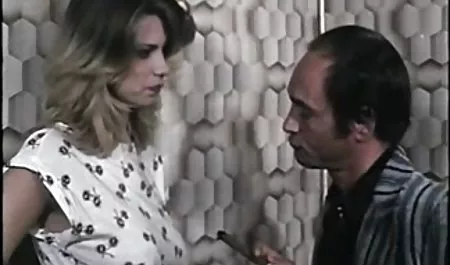 مثير وسيم الرجل مع ديك كبيرة الملاعين ارشيف نسوانجي الروسي سمراء