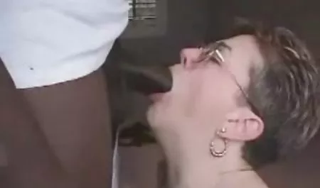 وشم لاتينا مارس الجنس و قصص نسوانجي منقوع في نائب الرئيس