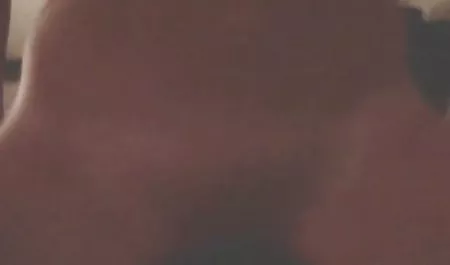 مثير العروس مع إصبع الملاعين قصص سكس امهات نسوانجي كس