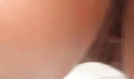 رجل يأخذ قبالة الكاميرا كما انه يضاجع صديقته دسار سكس قصص محارم نسوانجي