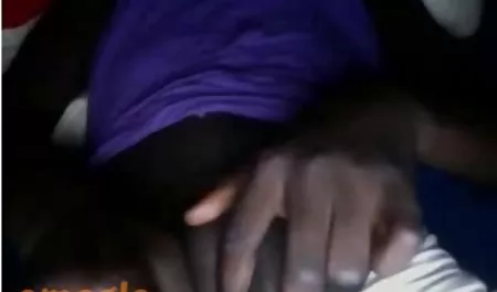الرجال اللعنة قصص سكس عربي نسوانجي قلق الفتاة